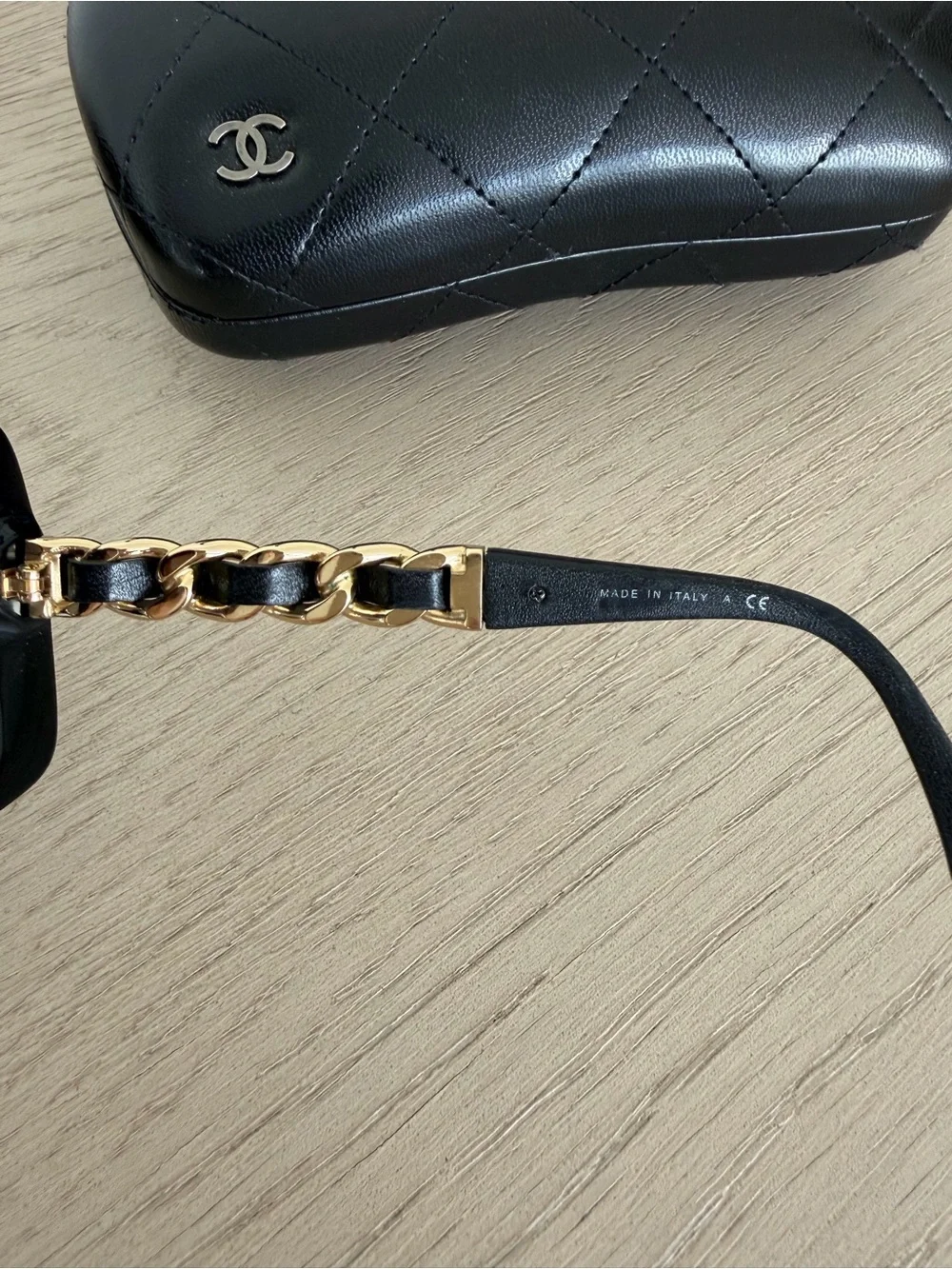 Chanel black oversized sunglasses - Picture 5 of 8